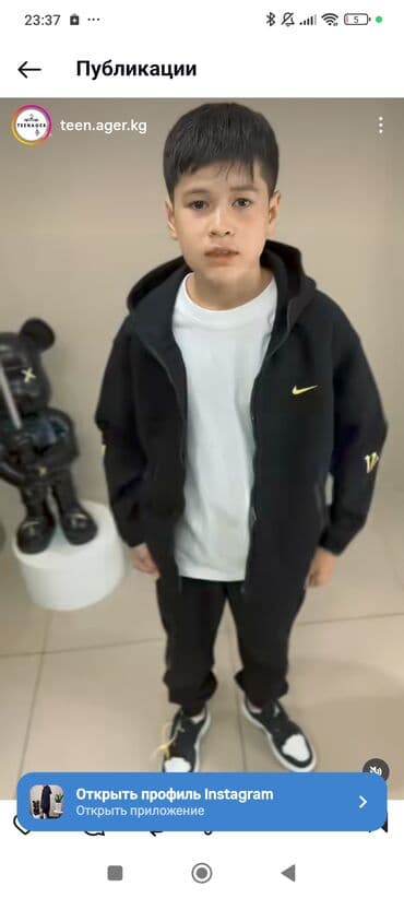 форма футбольный: Комплект, цвет - Черный, Б/у — 2