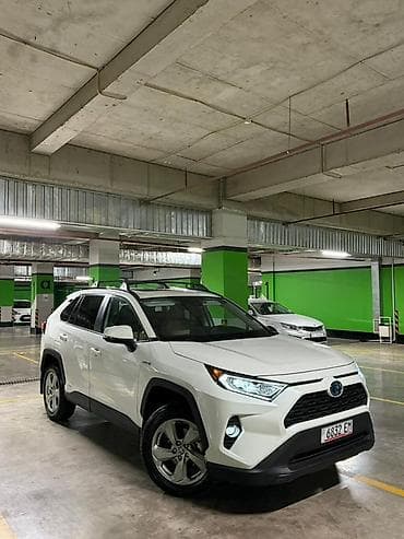 krone sd: Toyota RAV4: 2021 г., 2.5 л, Автомат, Гибрид, Кроссовер — 4