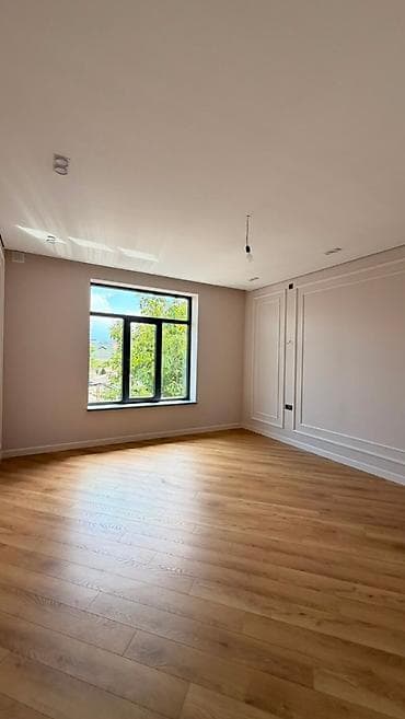 Үйлөр: 🔥 Продаётся просторный дом для большой семьи! 🔥 🏡 3 уровня | 370 м² | — 4