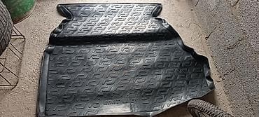 line: Резиновые Полики Для багажника Toyota, цвет - Черный — 2