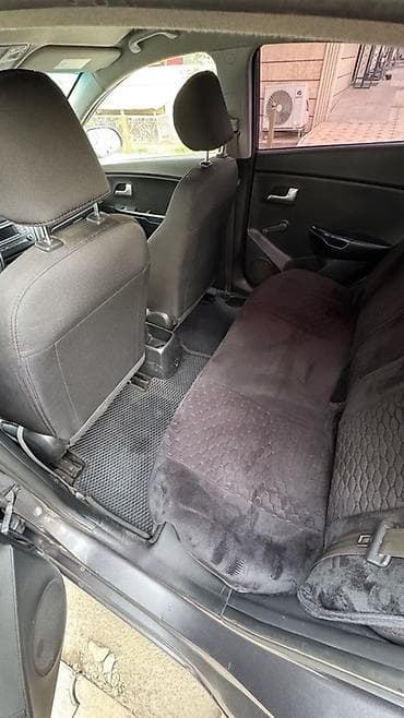 кия рио: Kia Rio: 2015 г., 1.4 л, Автомат, Газ, Седан — 6