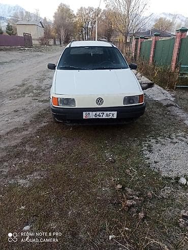 Volkswagen Passat: 1990 г., 1.8 л, Механика, Бензин, Универсал