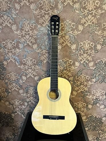 Классическая гитара MRJ (логотип на головке грифа). - Тип