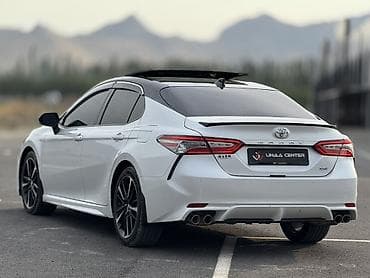 Toyota Camry: 2019 г., 2.5 л, Автомат, Бензин, Седан — 6