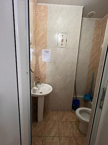 Аренда офисов, 40 м², 1 линия, С отдельным сан узлом — 7