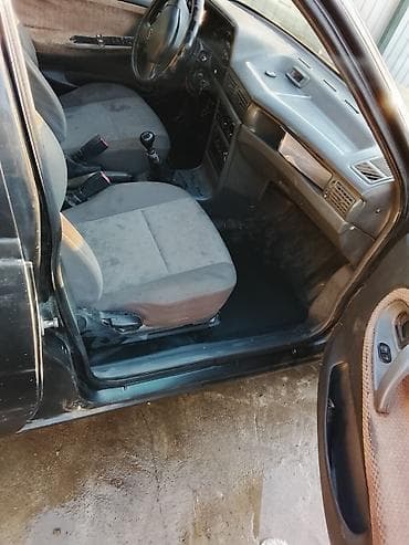 Daewoo Nexia: 1996 г., 1.5 л, Механика, Бензин, Седан