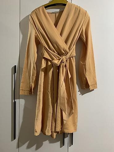 devit 3: Женские платья — 3 модели 1) Нюдовое миди с коротким рукавом: - — 4