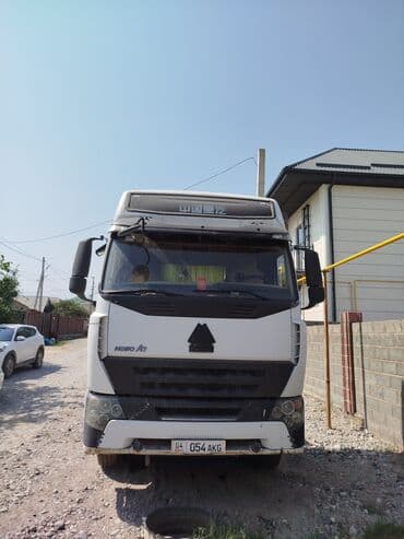 не рабочий авто: Тягач, Howo, 2011 г. — 11