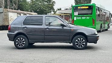 golf v: Volkswagen Golf: 1993 г., 1.8 л, Механика, Бензин, Седан — 9