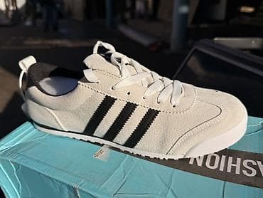 шлепка адидас: Мужские кроссовки, 41, Adidas, Новый, цвет - Белый, Самовывоз, Платная доставка — 1