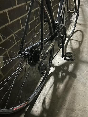 либерти фикс: Шоссейный велосипед, Рама XL (180 - 195 см), Б/у — 6