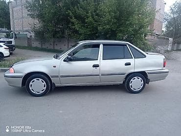 Daewoo Nexia: 2006 г., 1.5 л, Механика, Бензин, Седан