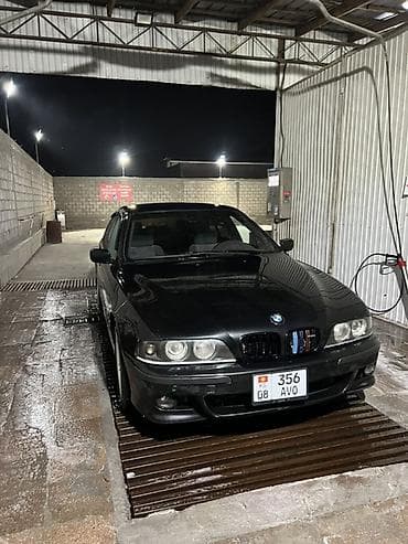 BMW 5 series: 2003 г., 3 л, Механика, Бензин, Седан