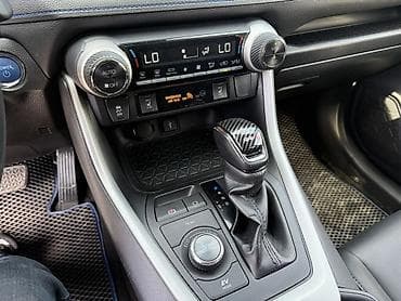 капот голф 4: Toyota RAV4: 2020 г., 2.5 л, Вариатор, Гибрид, Кроссовер — 10
