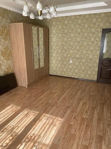 Продажа комнат: Светлая комната с ремонтом и классическим декором. - Просторное — 2