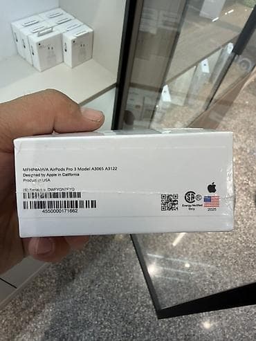 наушников: Беспроводные вакуумные наушники, Apple, Airpods Pro 3 — 2