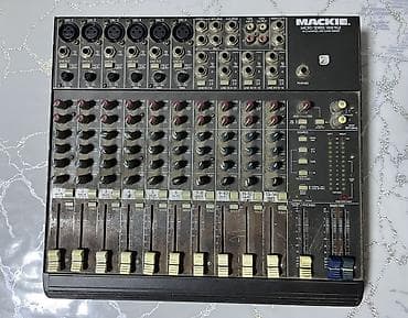 ПРОДАЮ Микшерный пульт Mackie Micro Series 1402-VLZ (14-канальный