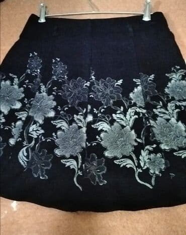 теннисный юбка: Юбка 8клинка, на подкладке. Теплая, нарядная, 50см длина. 46-48р — 1