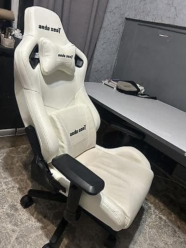 Игровые кресла: Игровое кресло, Б/у, С колесиками, цвет - Белый, Экокожа — 6