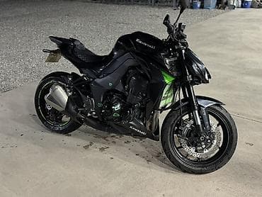 Kawasaki Z1000 — агрессивный нейкед литрового класса - Двигатель