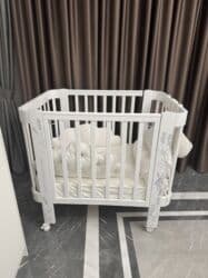 для одежды шкаф: Кроватка от Happy baby плюс набор. Матрац, подушки. Все в идеальном — 2