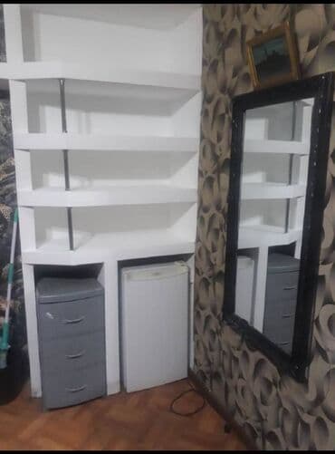 Audi: 18 м², Без мебели — 2