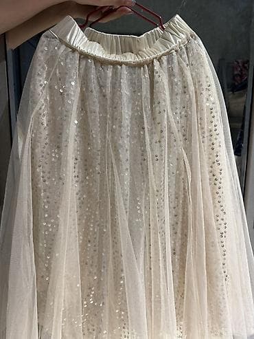 Комплект, цвет - Бежевый at lalafo.kg Комплект, цвет - Бежевый