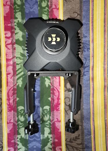 gt master: Продам бандл Moza R3 с тремя педалями. Идеальное состояние — 2