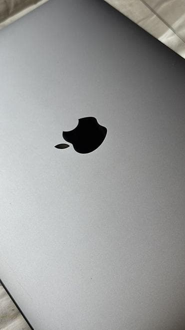 magsafe 3: MacBook Pro 13" (2020) — Apple M1, 16 ГБ RAM - Экран: 13 дюймов — 3