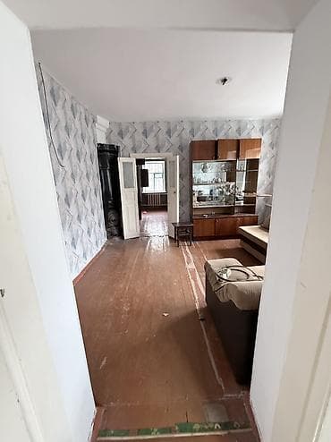 Сдаю дом Ахунбаева -Шукурова. Дом из 3 комнат есть времянка и баня at lalafo.kg Сдаю дом Ахунбаева -Шукурова. Дом из 3 комнат есть времянка и баня