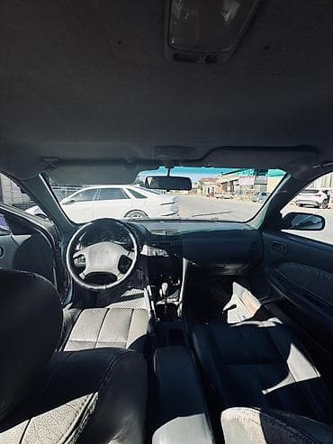 c max: Nissan Maxima: 1996 г., 3 л, Механика, Бензин, Седан — 9