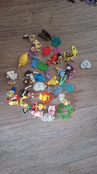 Продаю киндер игрушки. За все 300 сом