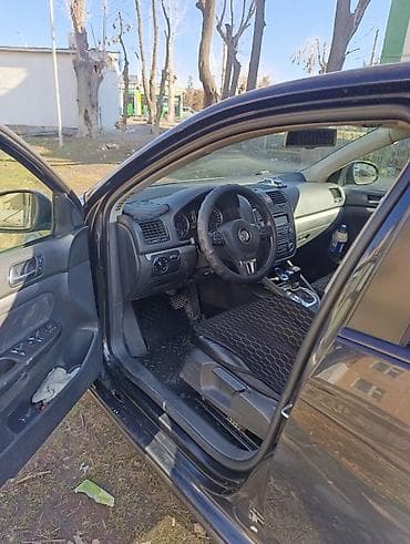 ом 642: Volkswagen Jetta: 2010 г., 1.6 л, Автомат, Бензин, Седан — 6