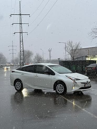 с консервации: Toyota Prius: 2017 г., 1.8 л, Автомат, Гибрид, Хэтчбэк — 2