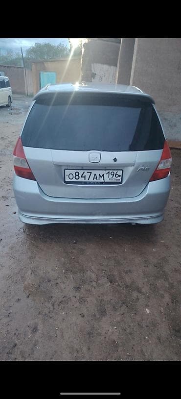 армянский номер: Honda Fit: 2002 г., Вариатор, Бензин — 3