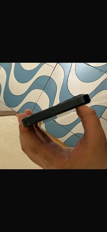 ipnone 13: IPhone 13, Черный, Кабель — 4