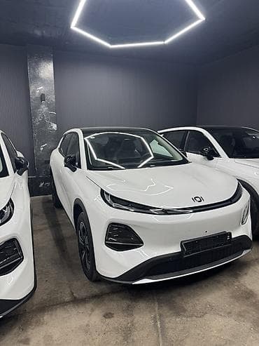 wuling mini ev: Changan Qiyuan Q05: 2026 г., 1.5 л, Автомат, Электромобиль, Кроссовер — 1