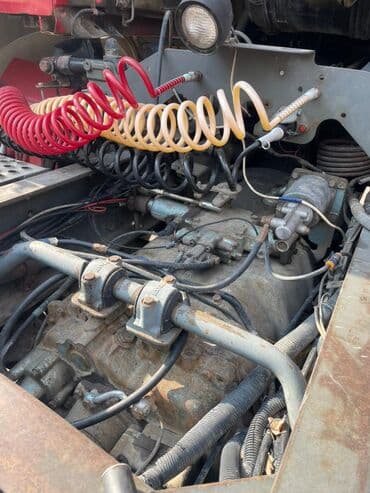 не рабочий авто: Тягач, Howo, 2013 г., Без прицепа — 8