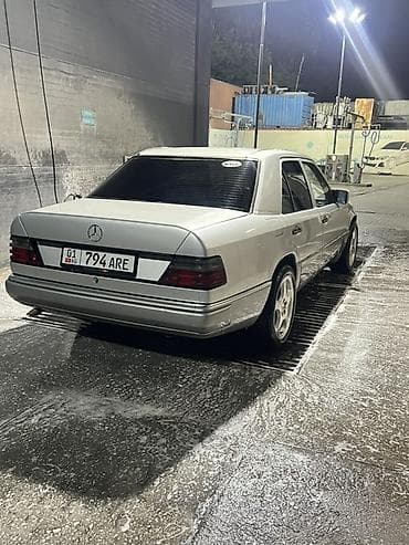 vin code: Mercedes-Benz E-Class: 1991 г., 2.3 л, Механика, Бензин, Седан — 3