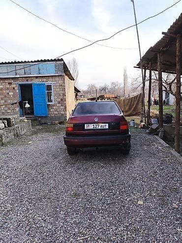 диски на авто бу: Volkswagen Vento: 1992 г., 1.8 л, Ручные, Бензин, Седан — 3