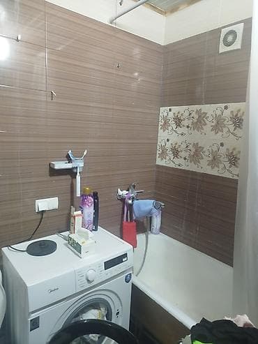 бассейн большой: Сдаётся просторная комната в квартире. Описание: - Светлая комната — 7