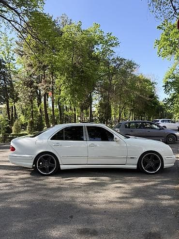 Mercedes-Benz E-Class: 2000 г., 5.5 л, Автомат, Бензин, Седан at lalafo.kg Mercedes-Benz E-Class: 2000 г., 5.5 л, Автомат, Бензин, Седан