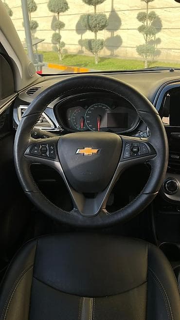 фит на расрочку: Chevrolet Spark: 2019 г., 1 л, Вариатор, Бензин, Хэтчбэк — 8