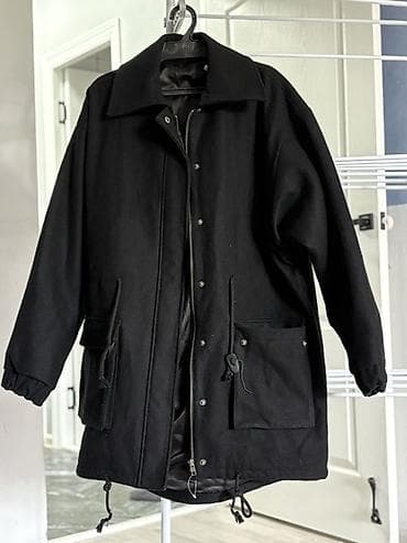 Черная утепленная шерстяная куртка-парка с классическим отложным