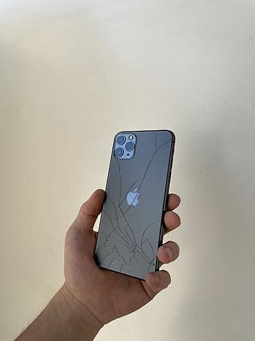 iphone 11 дешево: IPhone 11 Pro Max, Б/у, 256 ГБ, Space Gray, Защитное стекло, Чехол, Кабель, 79 % — 8