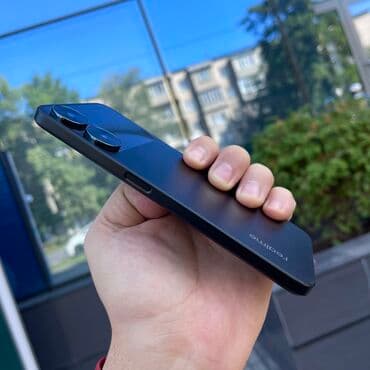 телефон realmi: Realme Q, Б/у, 128 ГБ, цвет - Черный, 2 SIM — 10