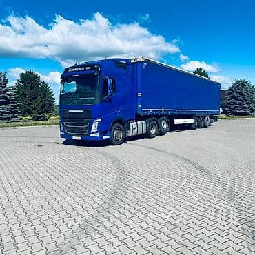 Транспорт: Тягач, Volvo, 2019 г., Тентованный — 3