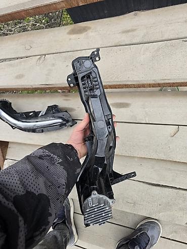 семорка 07: Комплект противотуманных фар Samsung 2022 г., Б/у, Оригинал — 6