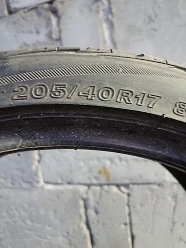 17: Шины 205 / 40 / R 17, Лето, Б/у, Пара, Легковые, Япония, Bridgestone — 2