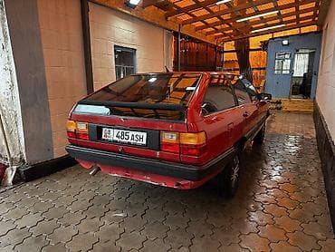 мала бороны: Audi 100: 1987 г., 2 л, Механика, Бензин, Универсал — 4